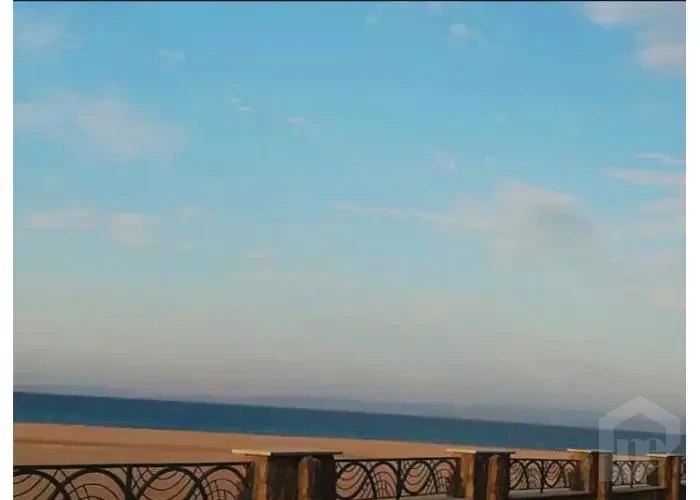 شاليه للبيع في العين السخنة إطلالة بحرية مفتوحة داخل قرية لاجولى