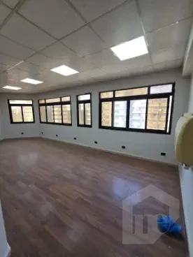 مقر تجاري للايجار روكسي