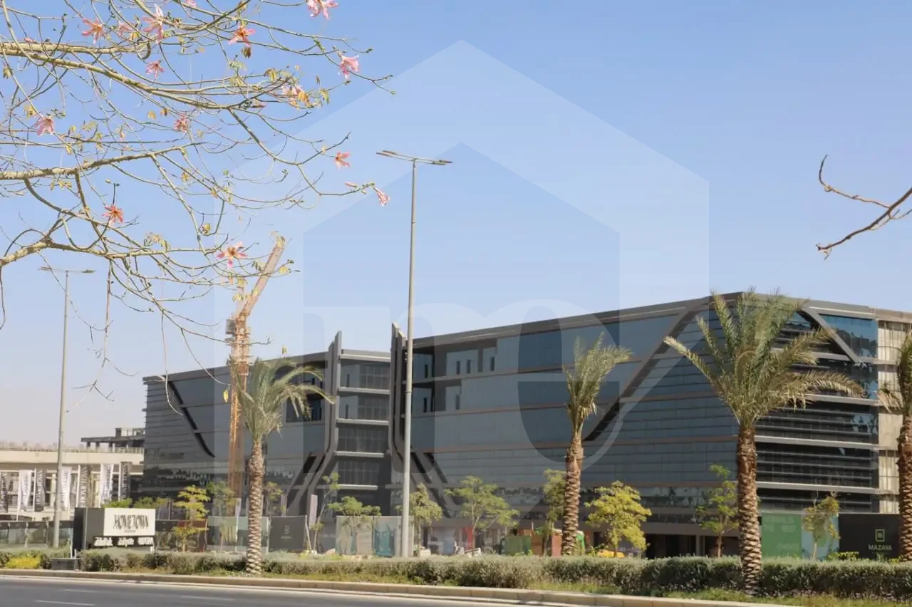 Commercial unit for sale in the New Capital City