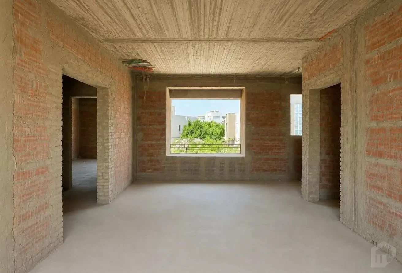 Spacious Interior Area