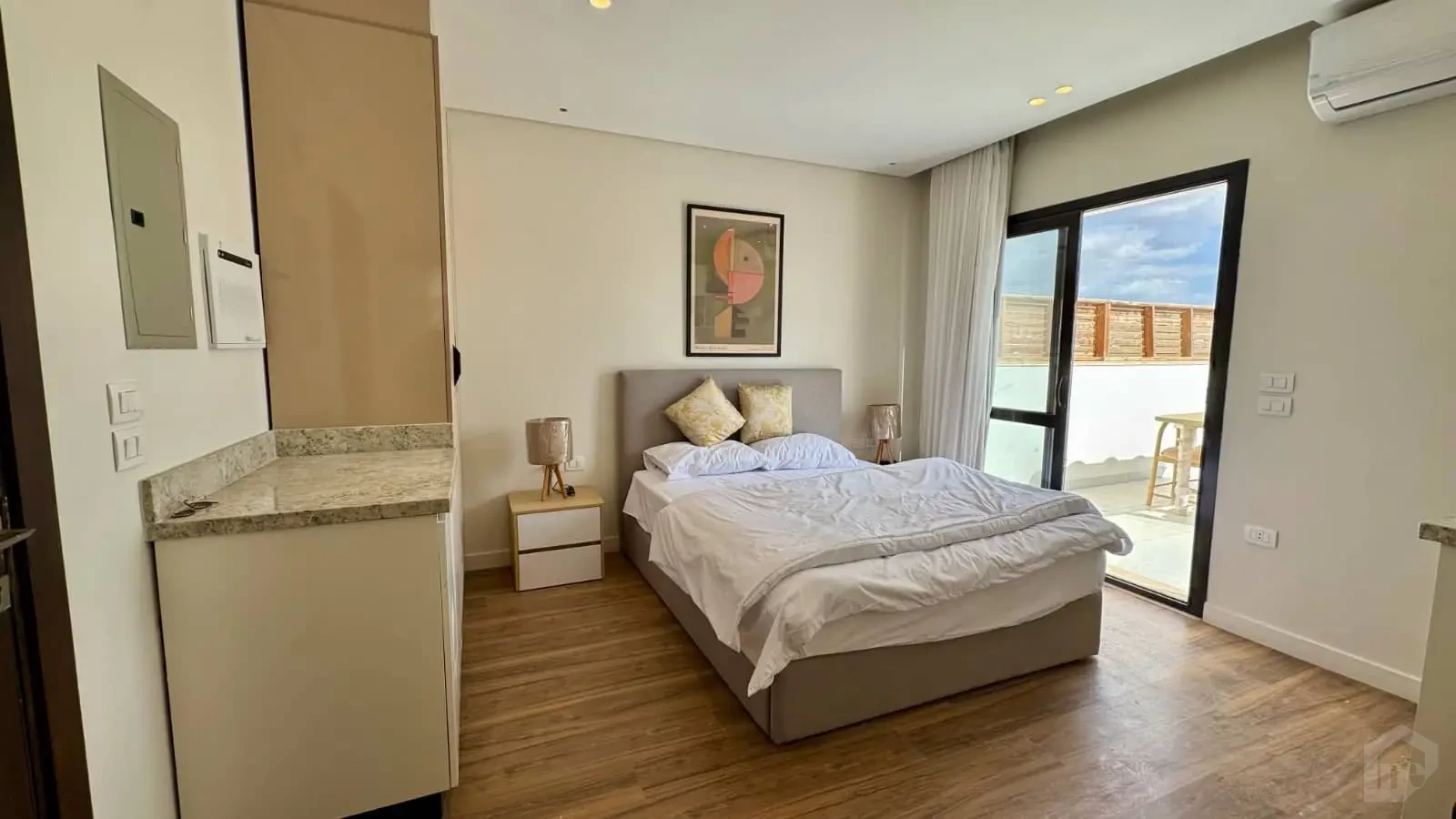 Studio for Rent in Beverly Hills Westown Sheikh Zayed - Fully Furnished with Private Roof