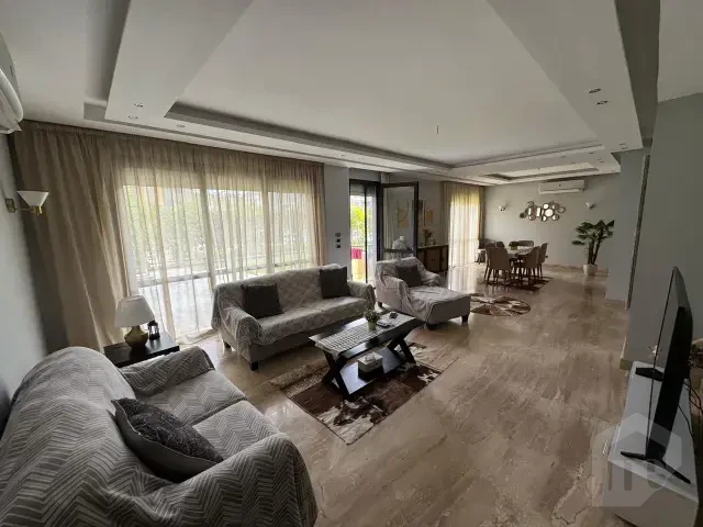 Fully Furnished Duplex with Private Garden – Eastown