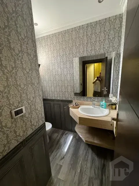 Fully Furnished Duplex with Private Garden – Eastown