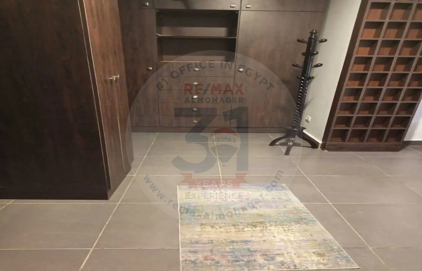 For rent in Zizinia Compound