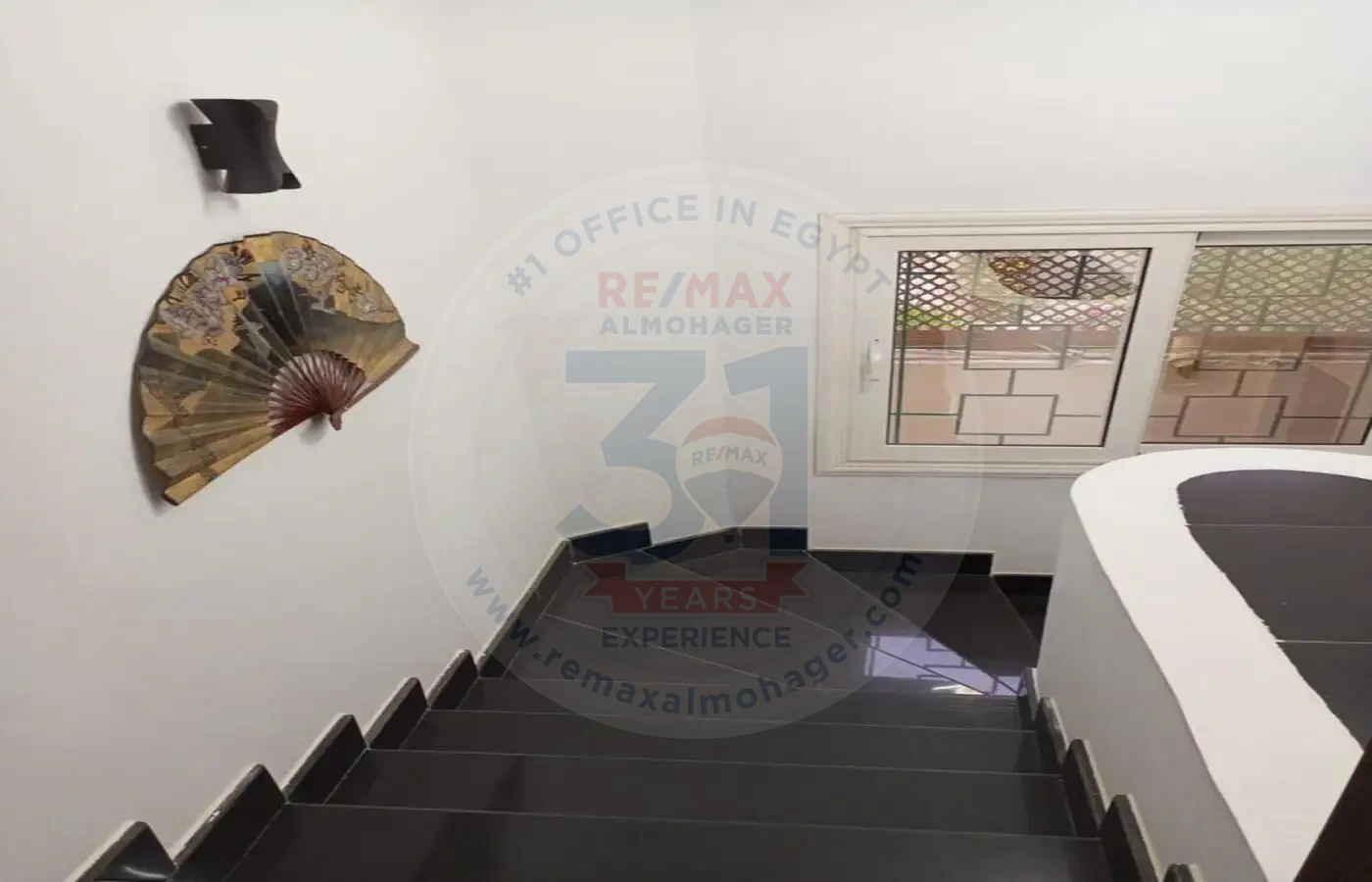 For rent in Zizinia Compound, super deluxe duplex