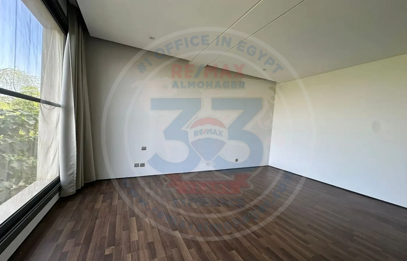 Duplex for sale in Katameya Dunes Compound, fully finished, 1300 m