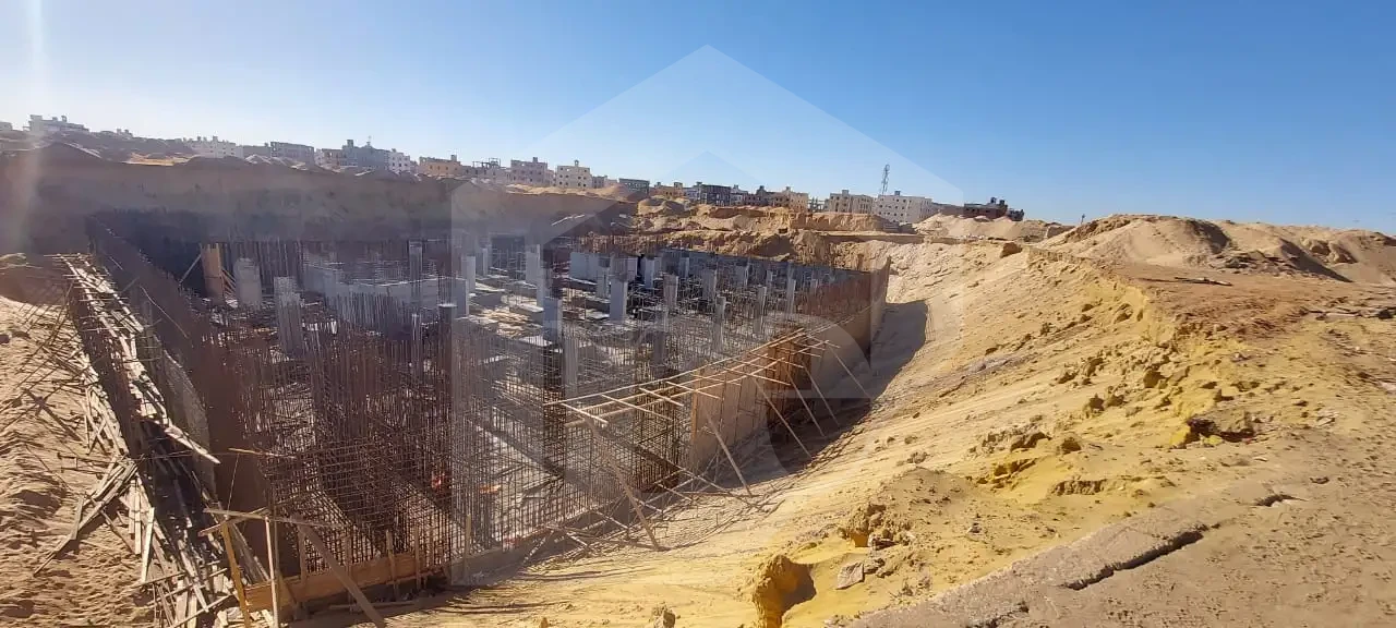 عيادة للبيع بالتقسيط