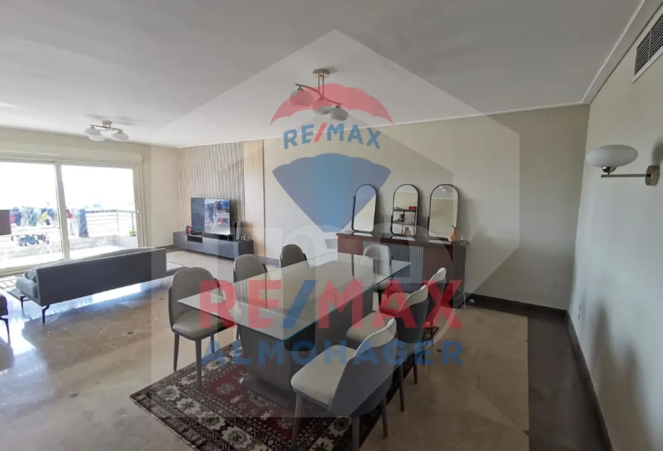 For Rent: Beautiful Penthouse in Amberville New Giza with Open View on Golf View Palm Hills
