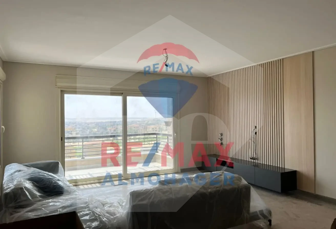 For Rent: Luxury Penthouse in Amberville New Giza Overlooking Golf View Palm Hills