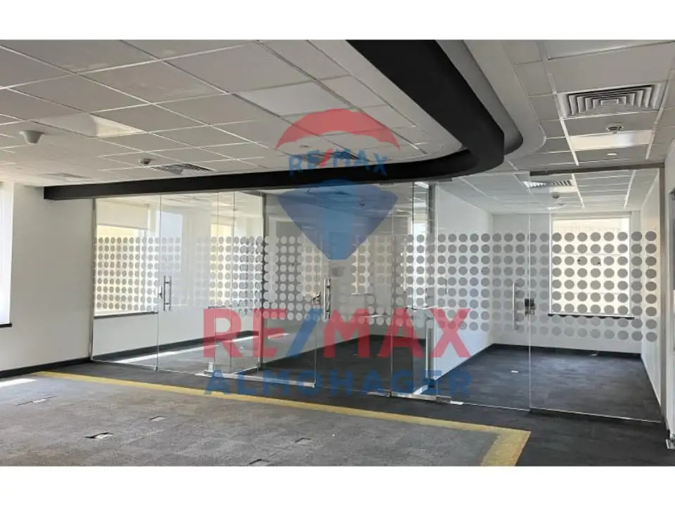 or ( Rent ) , 6 Unique Offices at Down Town Cairo , Egypt