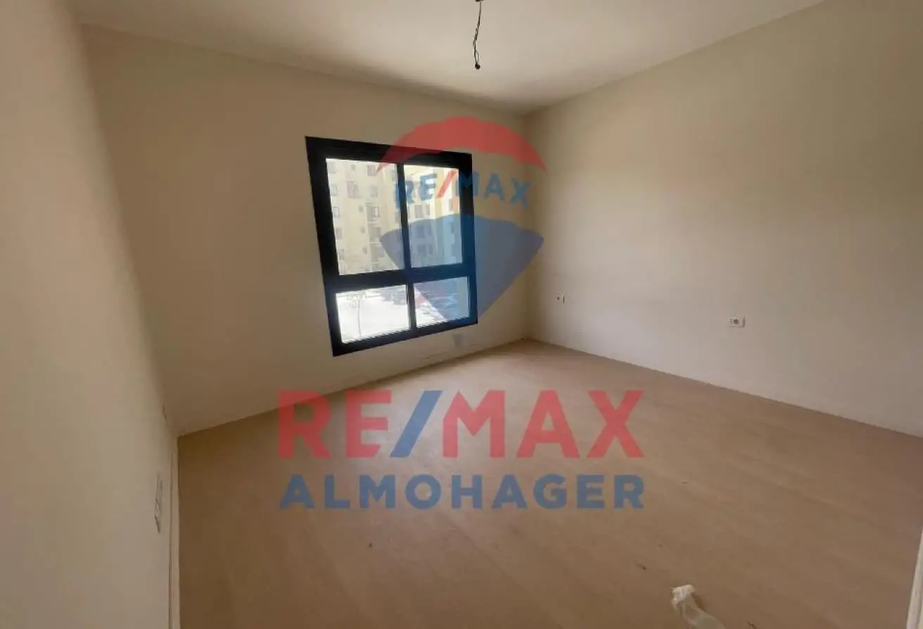 Fully Finished Flat with Scenic Green View | Tulwa, O West