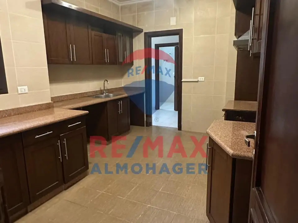 Prime Ground Duplex with Garden in Sheikh Zayed – Casa Sodic