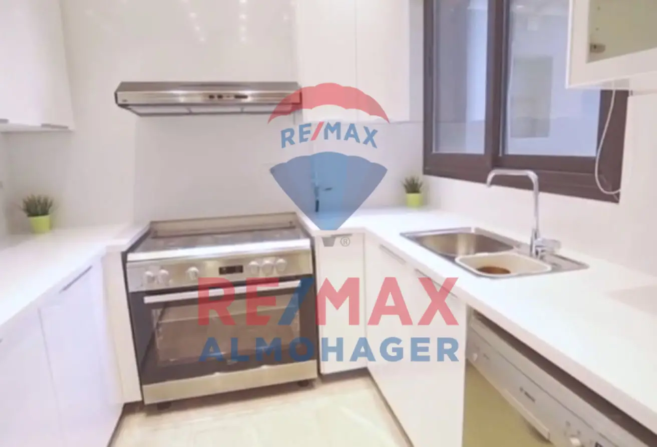 Luxury Rental | Ground Apartment in Allegria – Great Location