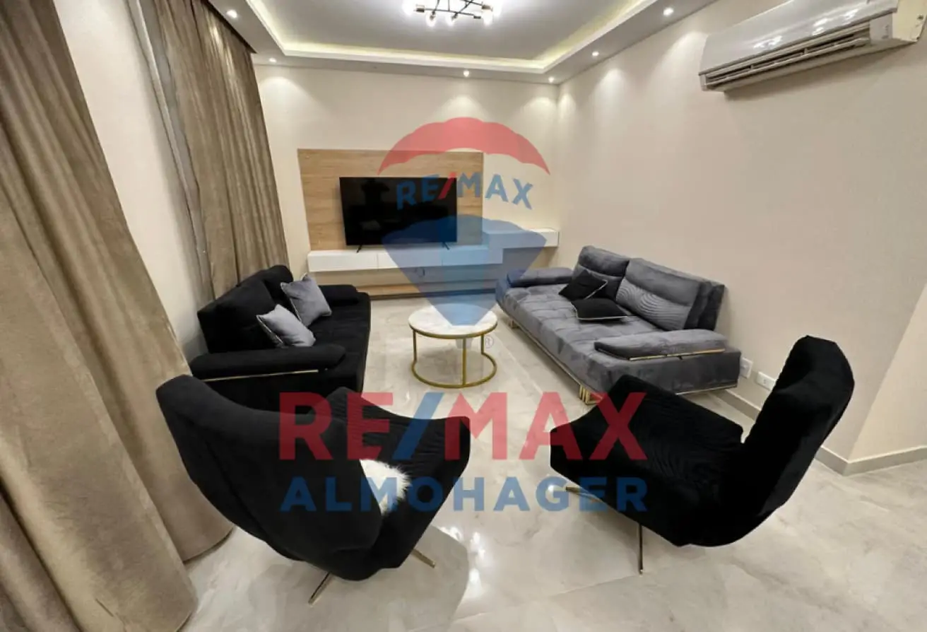 شقة مميزة للإيجار – ويست تاون سوديك | تشطيب كامل