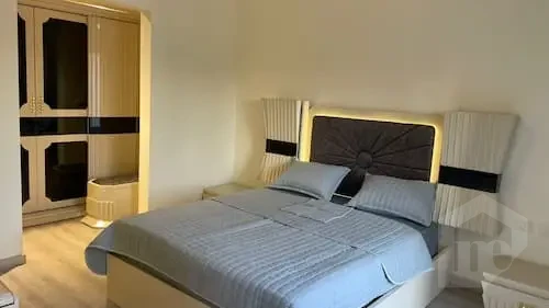 ميزونيت مفروش أول استخدام بحديقة للإيجار في هايد بارك