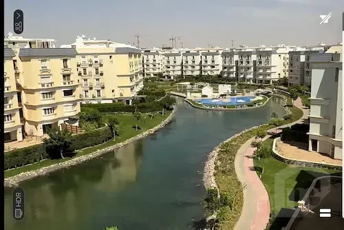بنتهاوس للإيجار بإطلالة مباشرة على البحيرة – ماونتن فيو هايد بارك