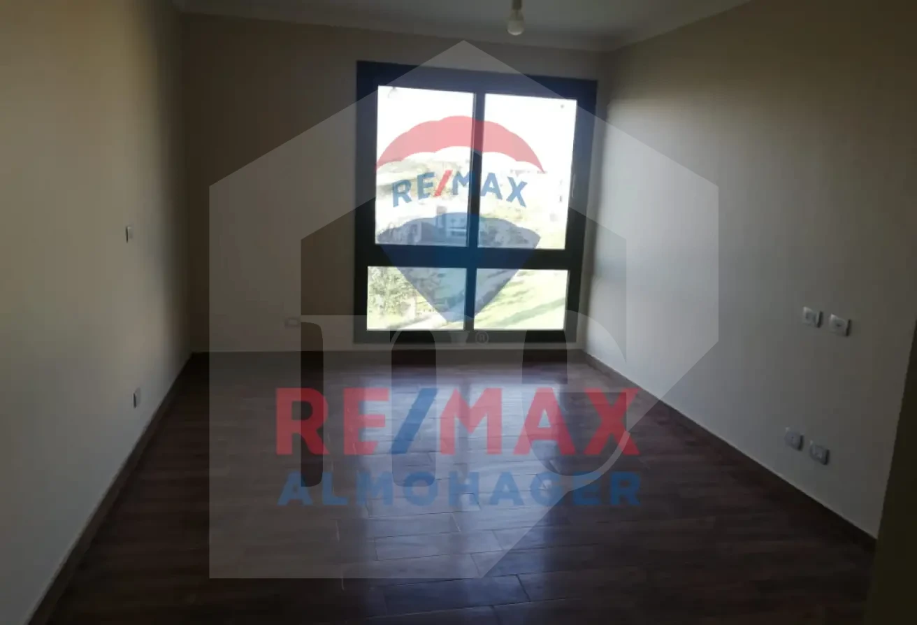 Ultra Finished Upper Duplex for Rent - Westown Sodic, Prime Location