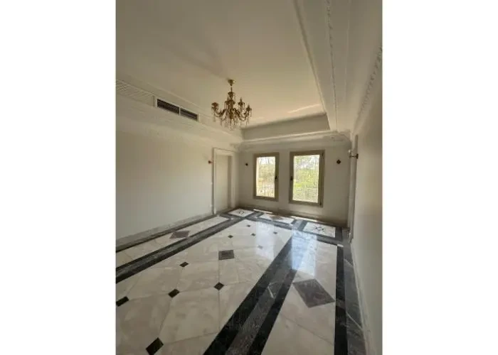 For rent  villa with private pool in Arabella