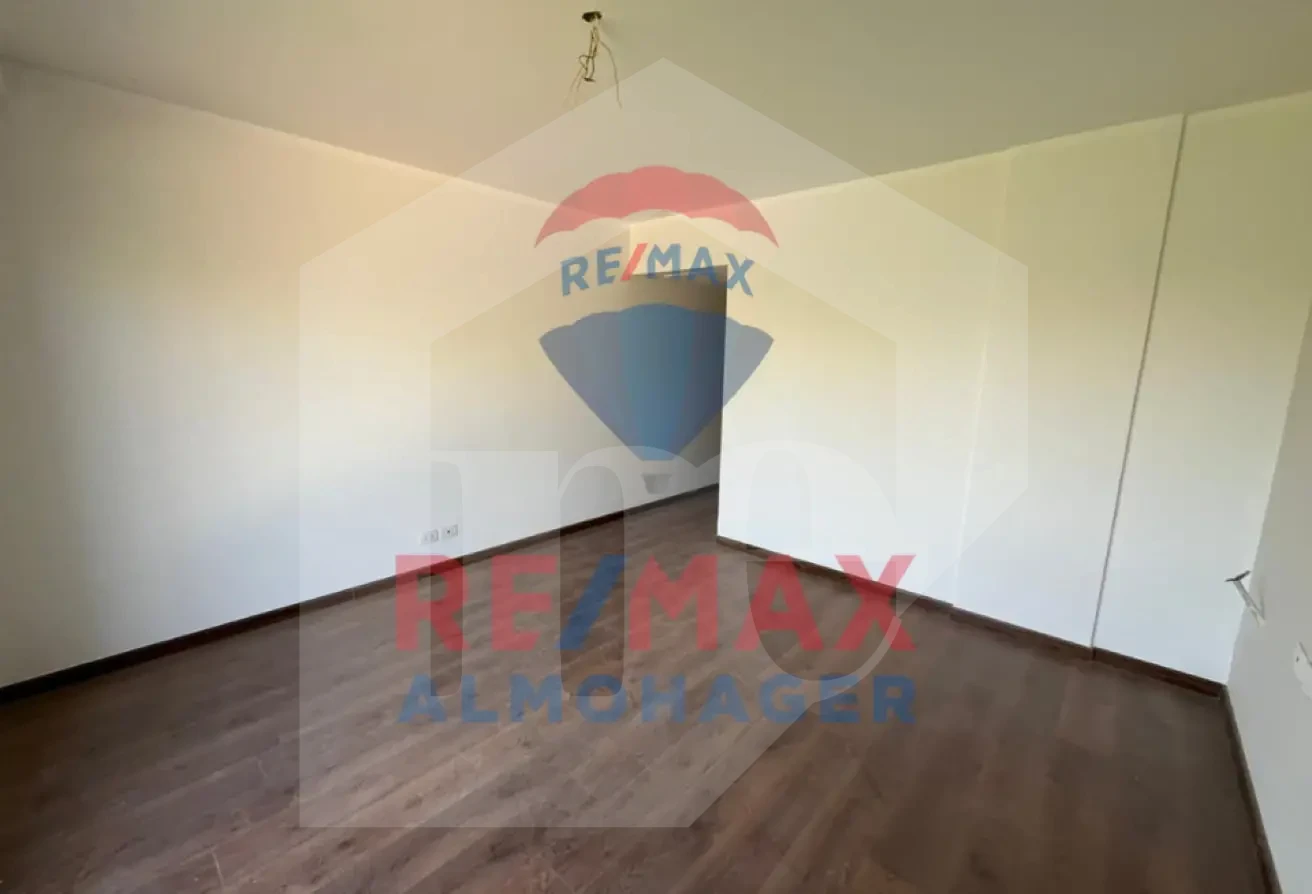3-Bedroom Apartment in Palm Parks Extension - Heart of Sheikh Zayed for Sale