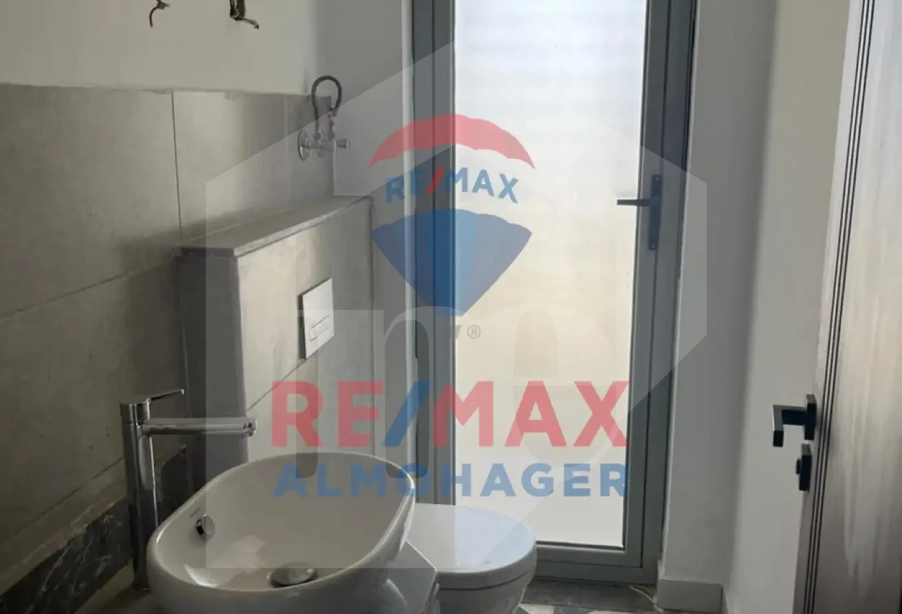 Prime Location 3-Bedroom Apartment - Palm Parks Extension Sheikh Zayed for Sale