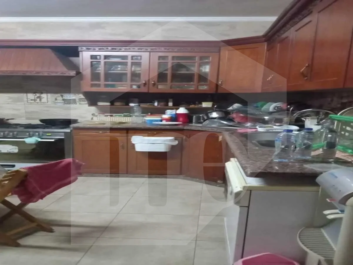 Luxury Ground Unit – Move-In Ready in Beverly Hills