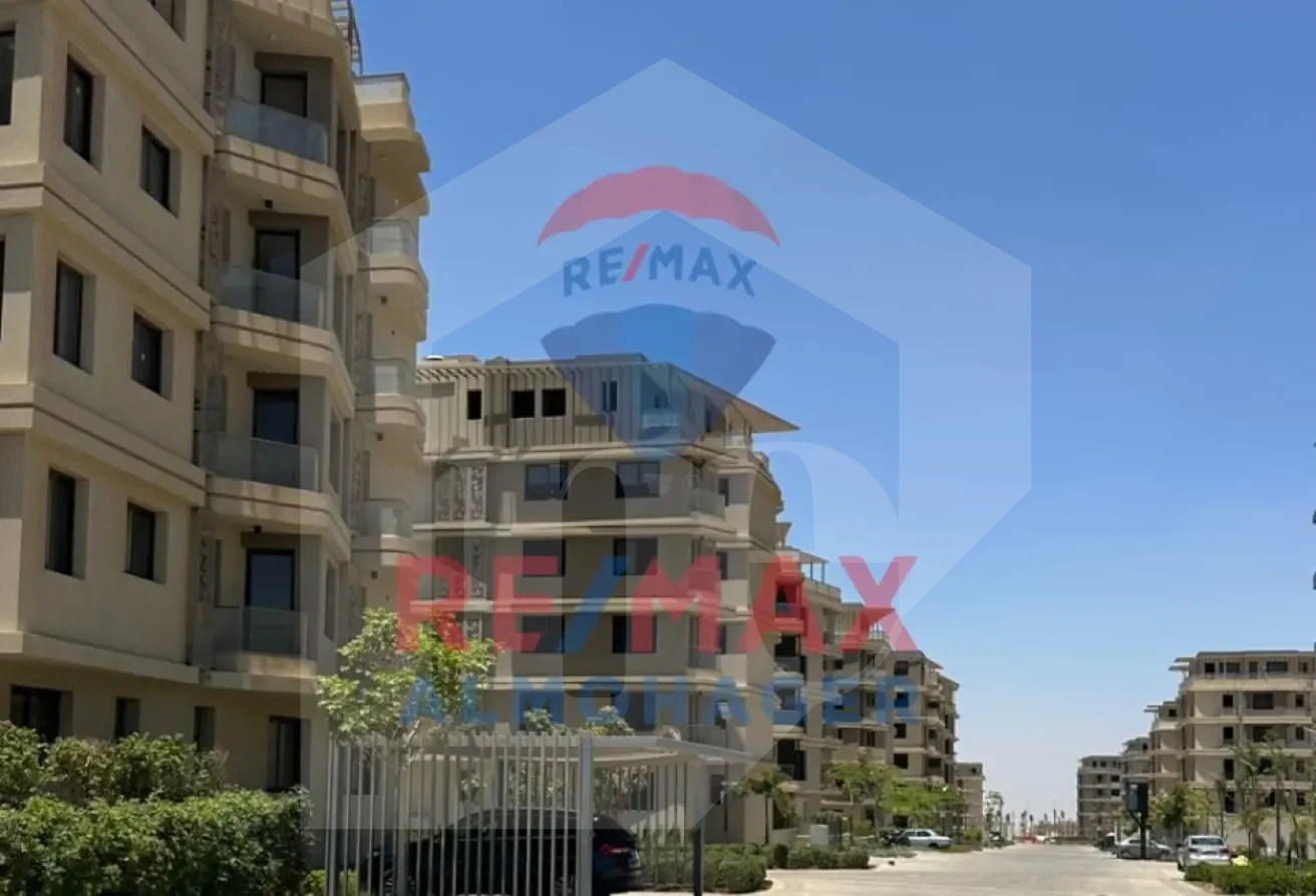 Beautiful Apartment for Sale in Badya Palm Hills - Fully Finished with Open Views, Kitchen & Wardrobe Cabinets