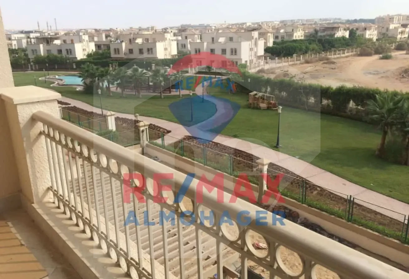 شقة مميزة للبيع في قلب الشيخ زايد | داخل كمبوند هادئ وموقع مثالي