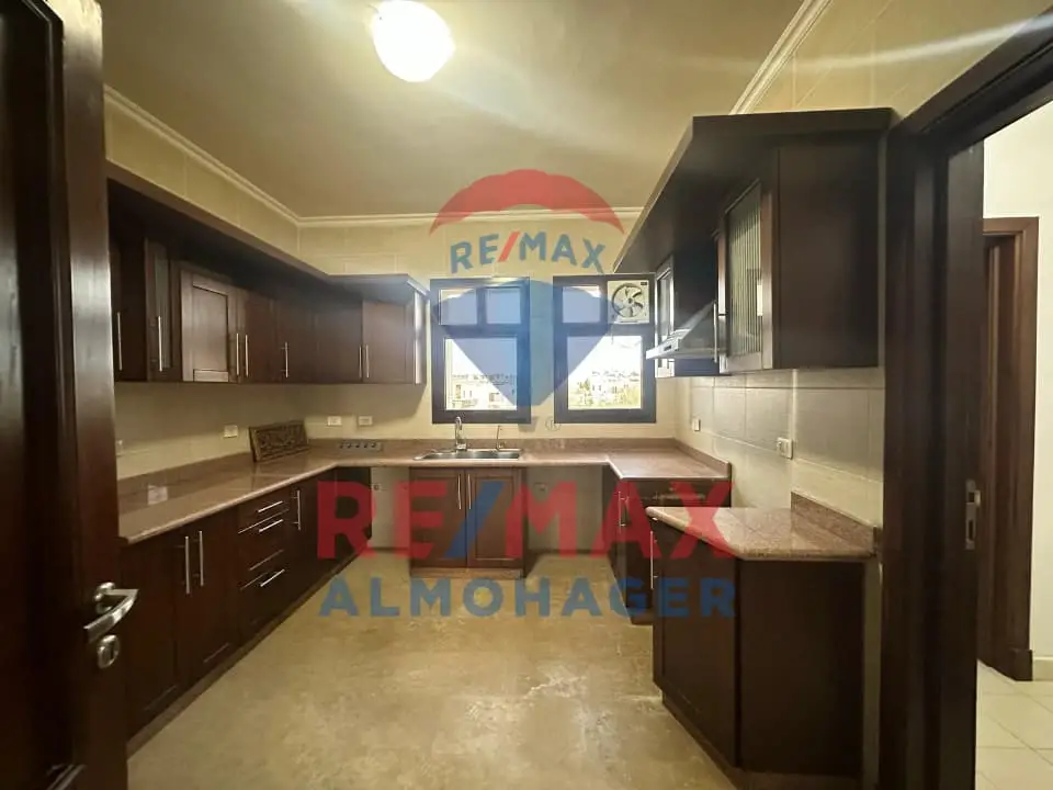 Prime Ground Duplex with Garden in Sheikh Zayed – Casa Sodic