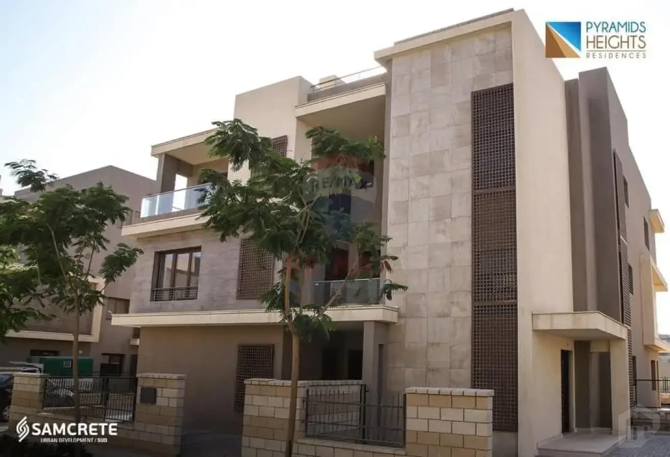 فرصة مميزة في بيراميدز هايتس بأقل من سعر السوق