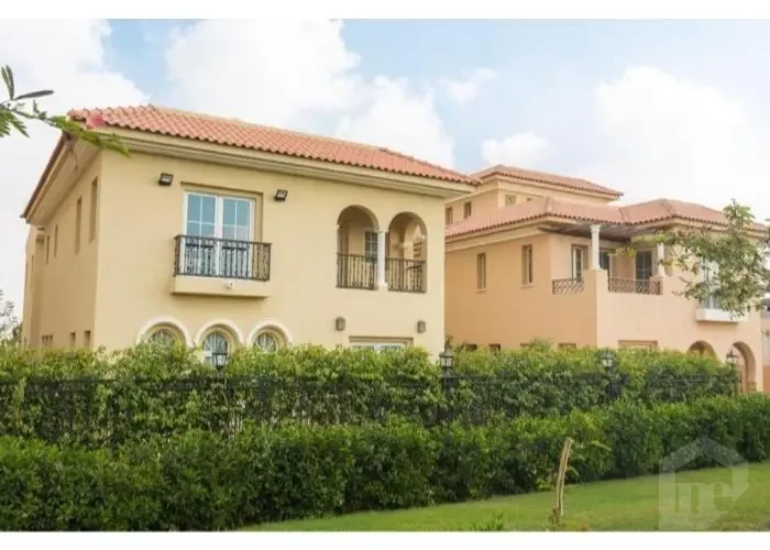 For Sale Town House In Hyde Park