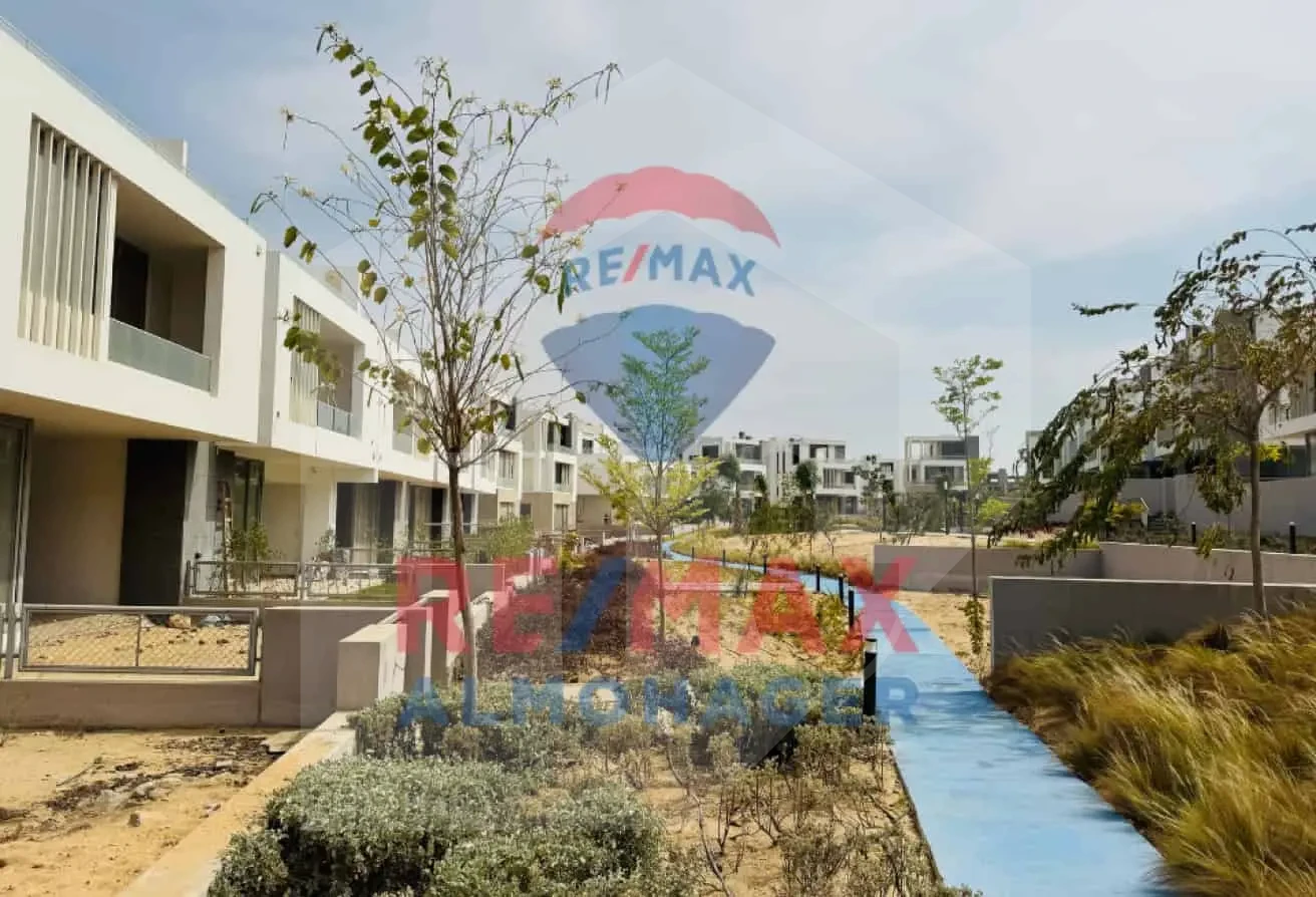 For Sale: Ground Level Apartment in Joulz Compound - Phase 3 with Panoramic Views, Delivered 2029