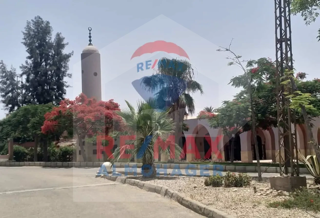 Large Land Plot for Sale with Two Ready Villas - Skilaton, Sphinx City Ofok 1, Strategic Location After Sphinx Airport