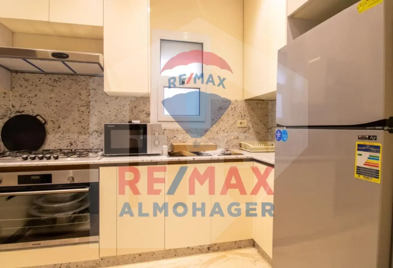Premium Middle Townhouse for Sale - Etapa Sheikh Zayed, Super Lux Living