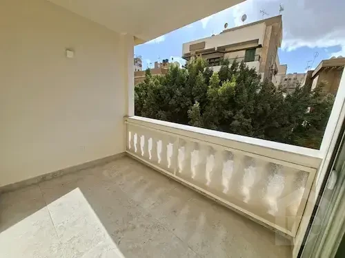 شقة 2 غرفة سوبر لوكس للبيع في موقع مميز بهليوبوليس