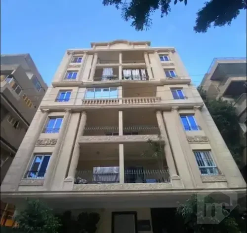 شقة 2 غرفة سوبر لوكس للبيع في موقع مميز بهليوبوليس