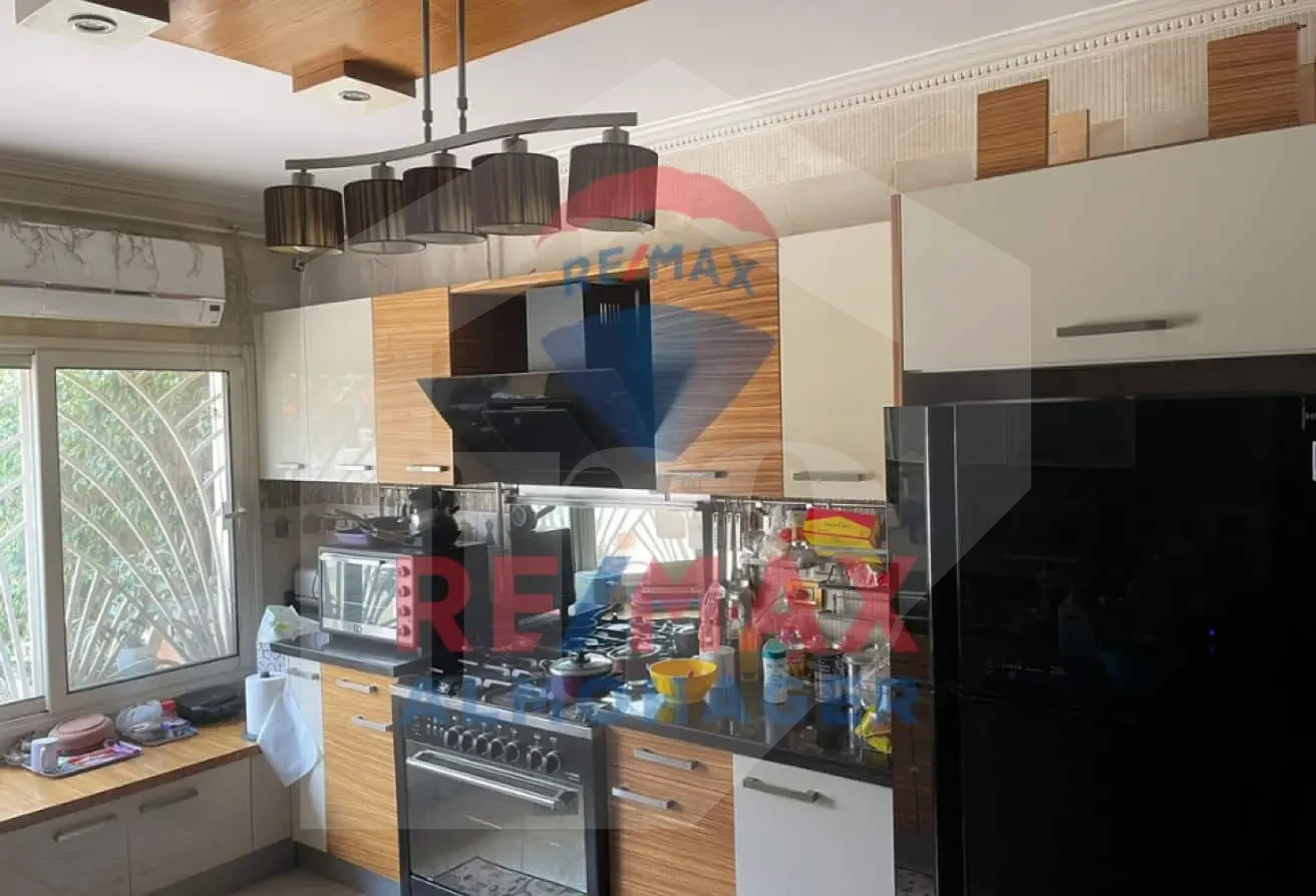 Twin house for sale in Greens Compound kitchen