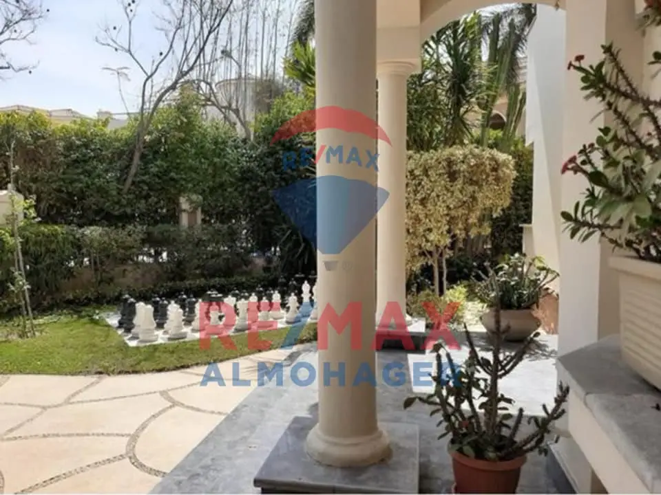فيلا مستقلة بتشطيب فاخر في كمبوند جرين هايتس