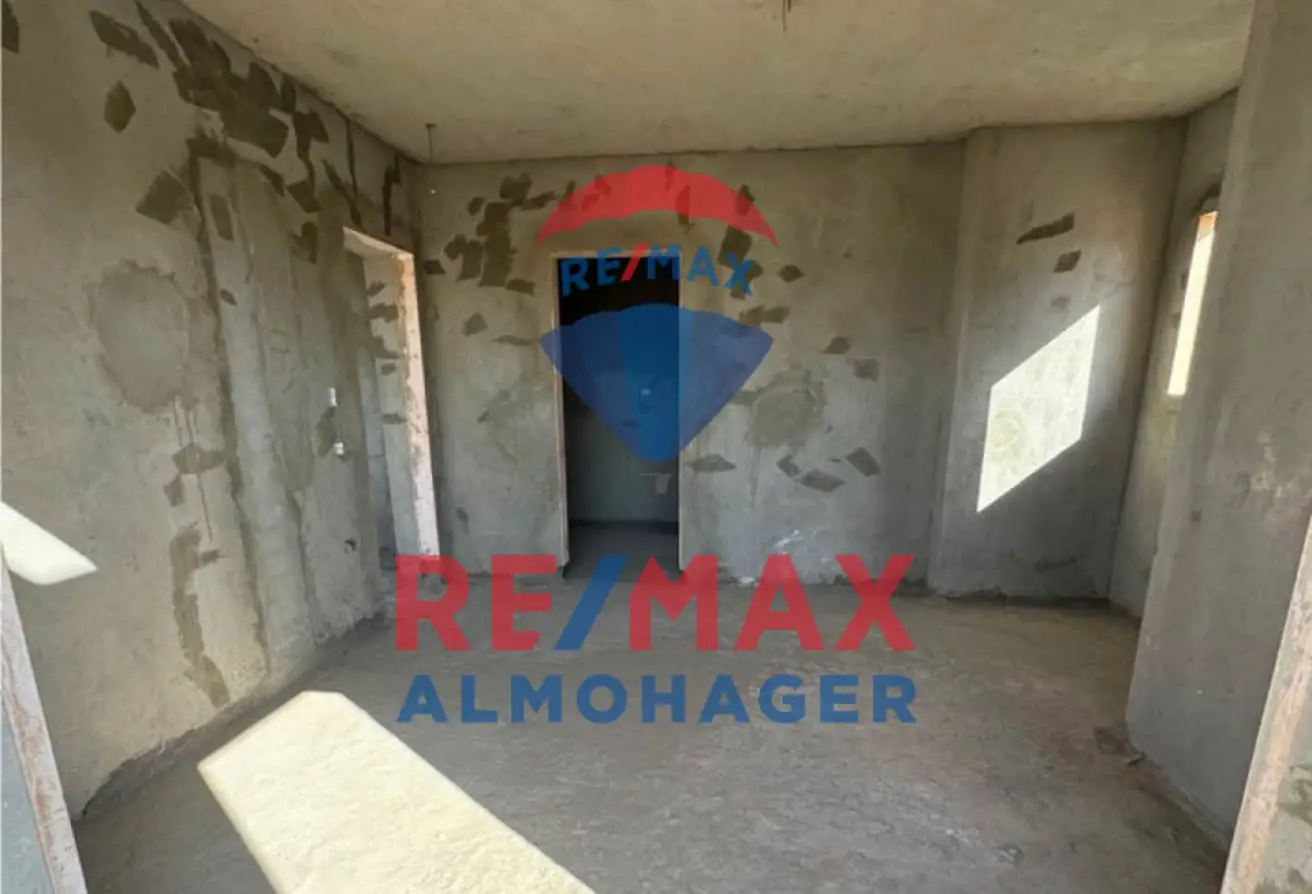 For Sale, Beautiful Standalone Villa in NEWGIZA at Kingsrange District Phase 2 - Ready to Move - Good Location - Market Price..