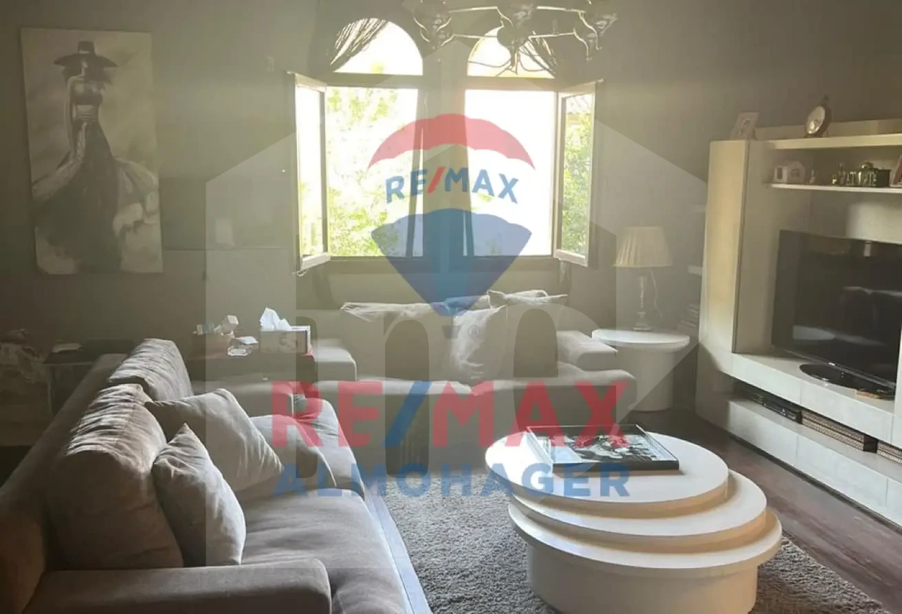 Villa for sale in Seasons with spacious family living