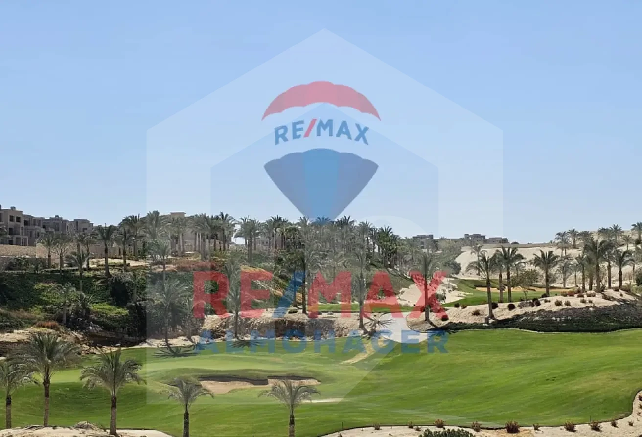 Corner Townhouse for Sale - Prime Kings Range Location, Move-in Ready