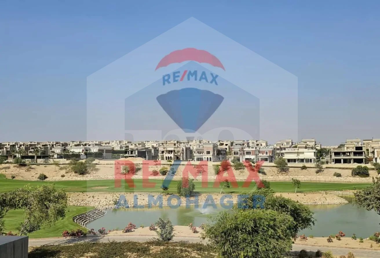 Premium Townhouse in Ivory Hill - Walk to Golf Clubhouse
