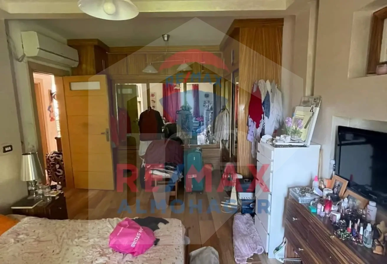 Greens – Sheikh Zayed | Super Lux Twin House with Unique Lake View
