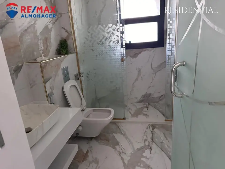 Luxury Living | Penthouse for Sale in Westown