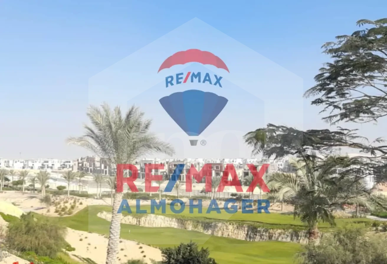 Prime Location Villa in New Giza - Kingsringe Phase 1, Beautiful Lake Views