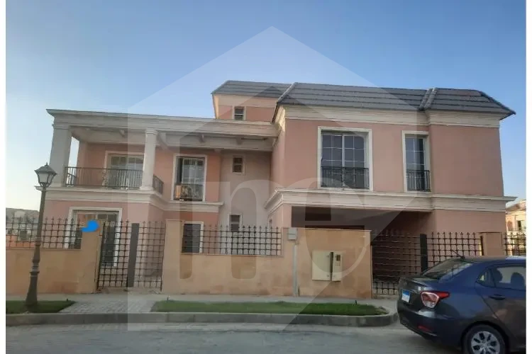 For sale villa in Layan compound 850m semi finish