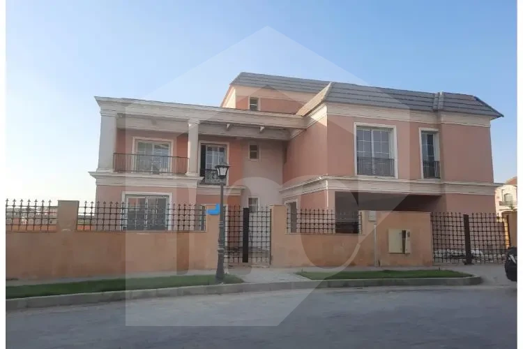 For sale villa in Layan compound 850m semi finish