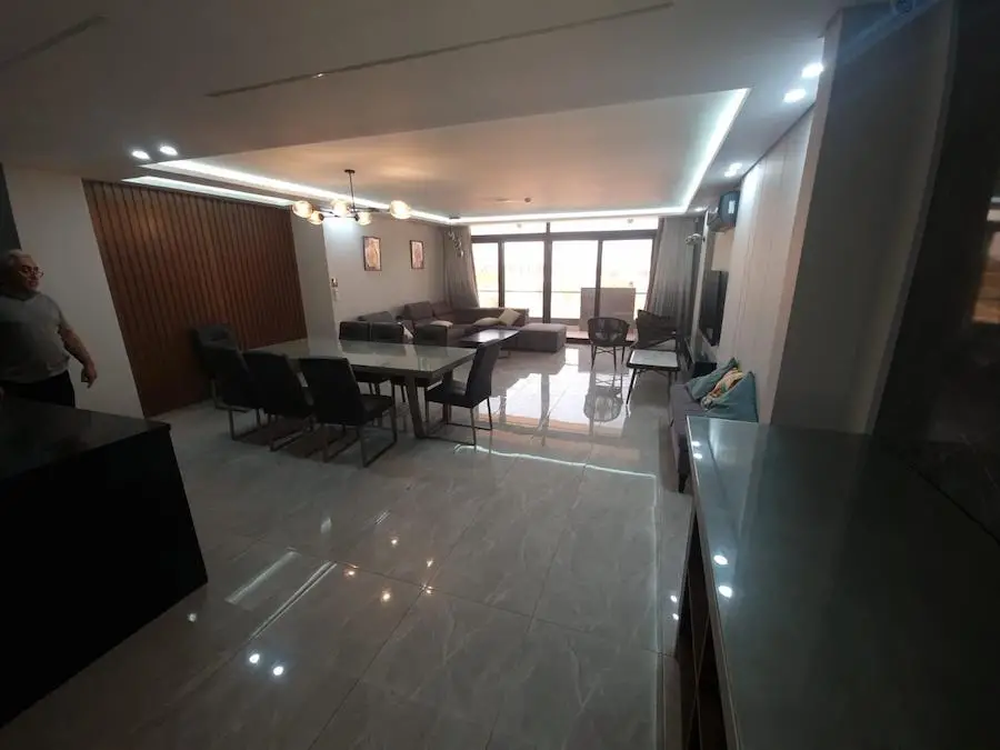 Apartment For Rent At Azad