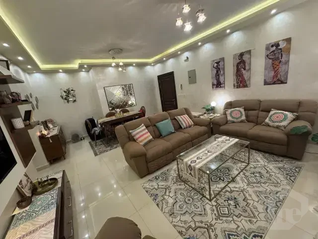 شقة مفروشة بالكامل للإيجار في هايد بارك – القاهرة الجديدة
