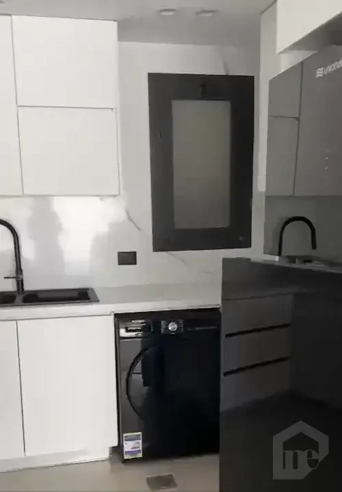 Fully Furnished Apartment for Sale – Lake View Residence