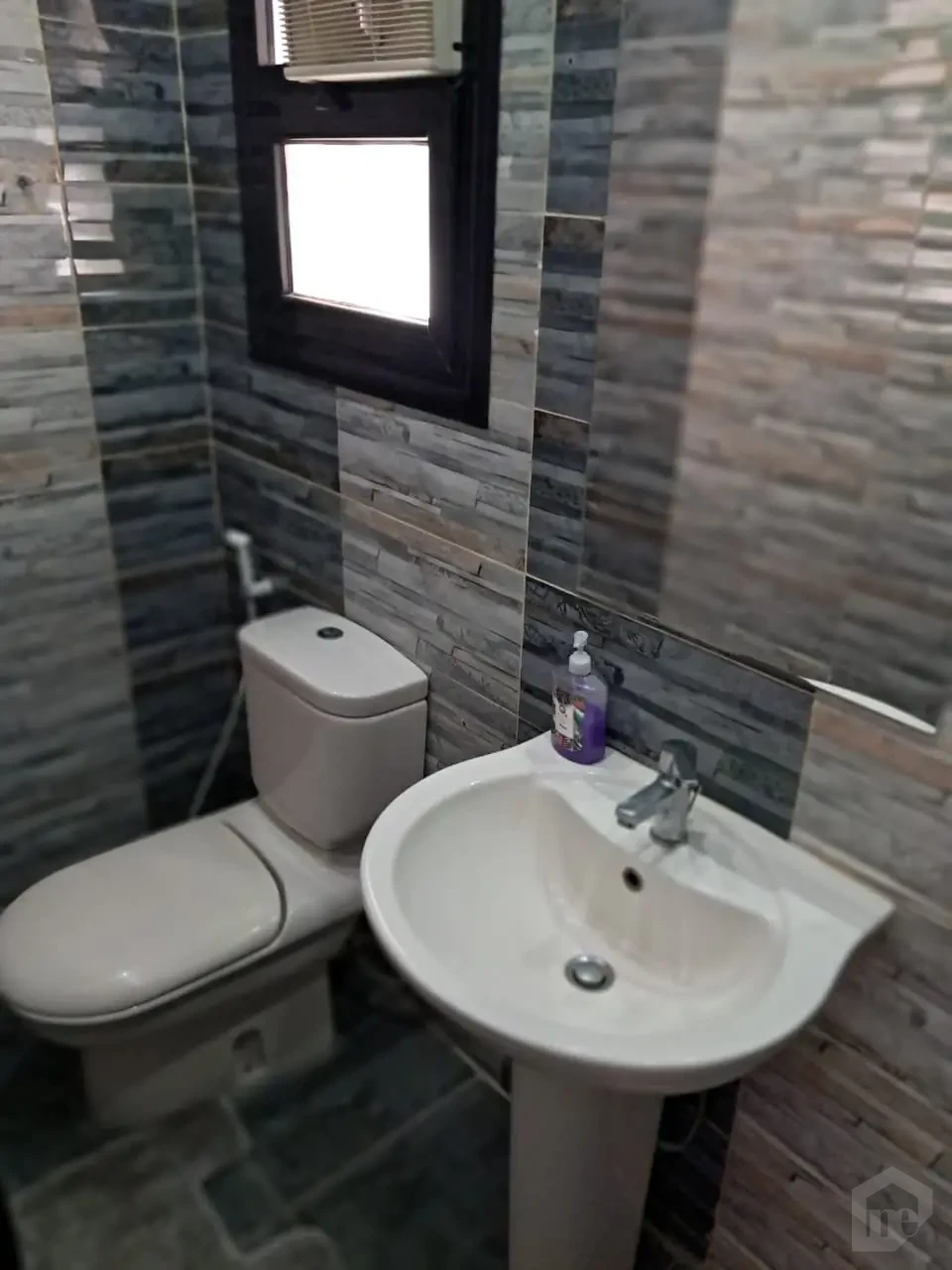 Furnished Apartment for Rent in Midtown – Pool View